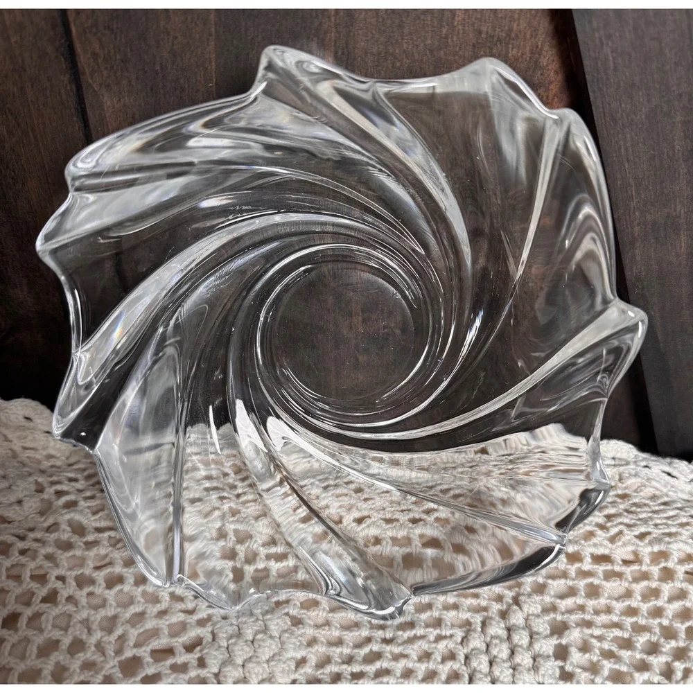 Vintage Glass Swirl Candy Nut Trinket Bowl‎ Centerpiece Dish Decor